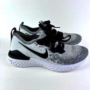 Nike Women's 5.5 Epic React Flyknit 2 Running Shoes Black White Oreo BQ8927-102